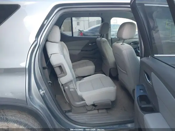 1GNEVMKW6LJ195141 2020 CHEVROLET TRAVERSE - Image 8