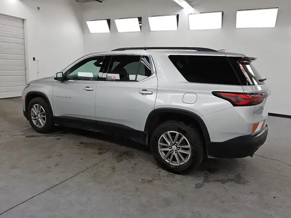1GNEVMKW7NJ170185 2022 CHEVROLET TRAVERSE - Image 2