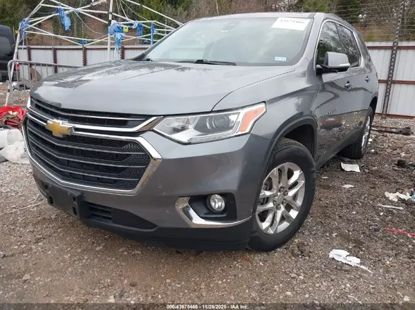1GNEVMKW8LJ234909 2020 CHEVROLET TRAVERSE - Image 2