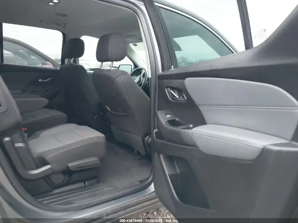 1GNEVMKW8LJ234909 2020 CHEVROLET TRAVERSE - Image 8