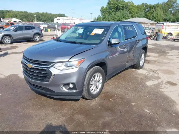 1GNEVMKW9KJ240586 2019 CHEVROLET TRAVERSE - Image 2