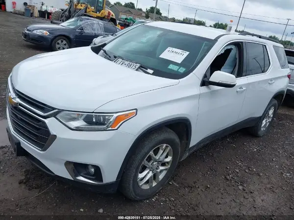 1GNEVMKWXKJ270695 2019 CHEVROLET TRAVERSE - Image 2