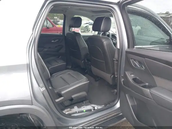 2020 CHEVROLET TRAVERSE auction photo 8