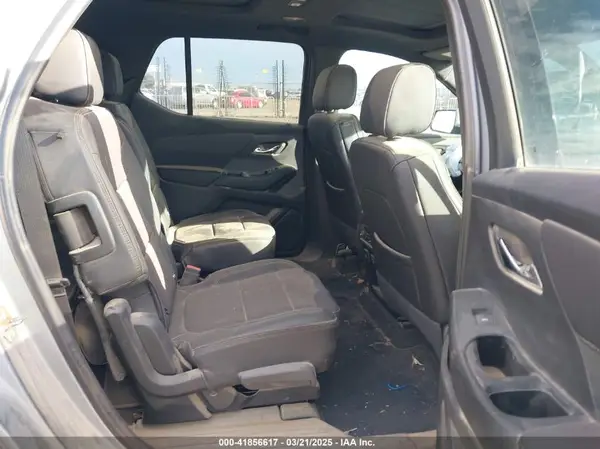 1GNEVNKW3PJ200209 2023 CHEVROLET TRAVERSE - Image 8