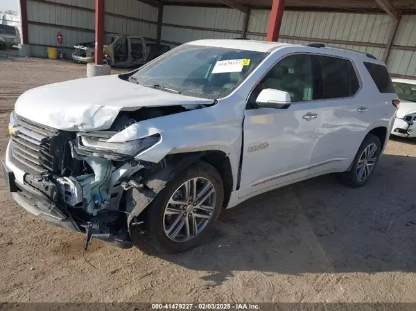 1GNEVNKW5PJ216797 2023 CHEVROLET TRAVERSE - Image 2