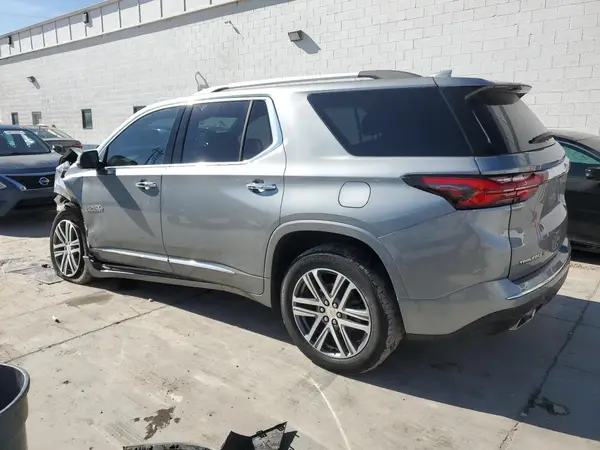 1GNEVNKW8PJ108514 2023 CHEVROLET TRAVERSE - Image 2