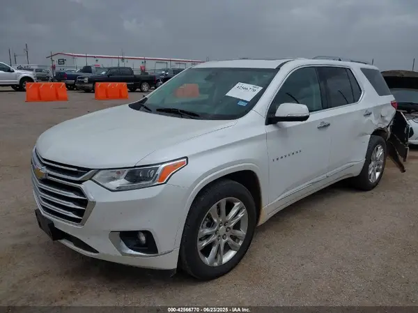 1GNEVNKW9MJ215972 2021 CHEVROLET TRAVERSE - Image 2