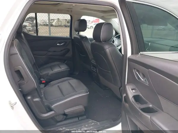 1GNEVNKW9MJ215972 2021 CHEVROLET TRAVERSE - Image 8