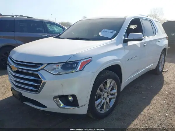 1GNEVNKWXLJ178011 2020 CHEVROLET TRAVERSE - Image 2