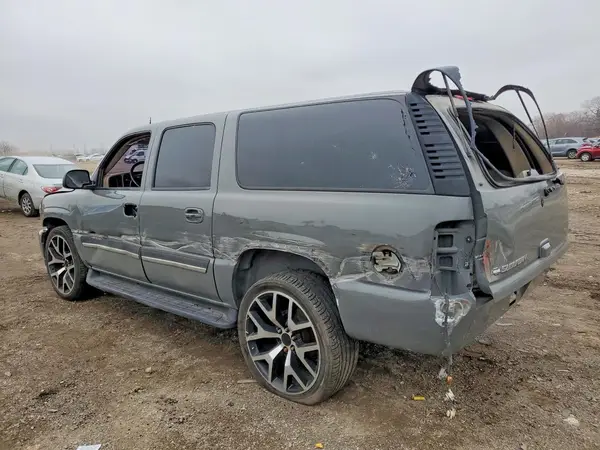 1GNFK16Z14J313646 2023 CHEVROLET SUBURBAN - Image 2