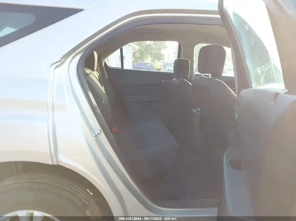 1GNFLEEK8GZ102877 2016 CHEVROLET EQUINOX - Image 8