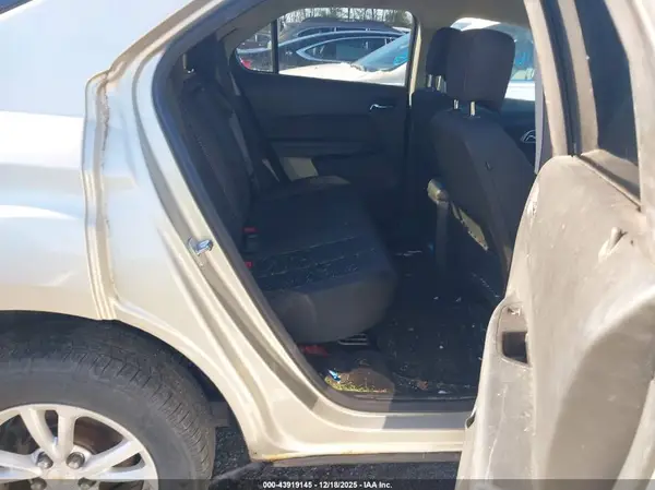 1GNFLFEKXGZ106175 2016 CHEVROLET EQUINOX - Image 8