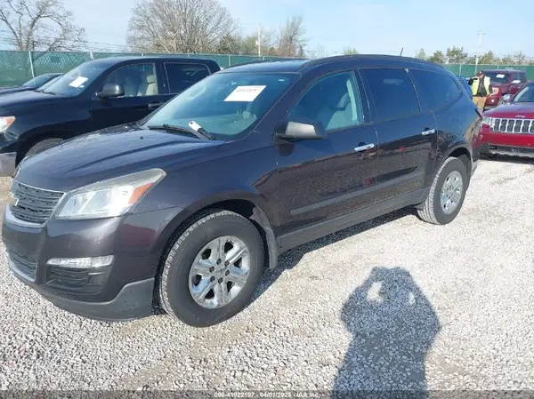 1GNKRFED0GJ304678 2016 CHEVROLET TRAVERSE - Image 2
