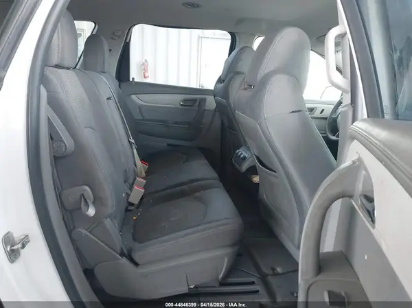 1GNKRFED0HJ164259 2017 CHEVROLET TRAVERSE - Image 8