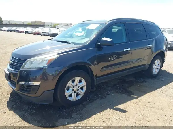 1GNKRFED0HJ197701 2017 CHEVROLET TRAVERSE - Image 2