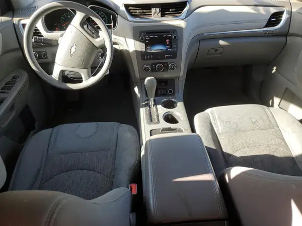1GNKRFED0HJ242538 2017 CHEVROLET TRAVERSE - Image 8