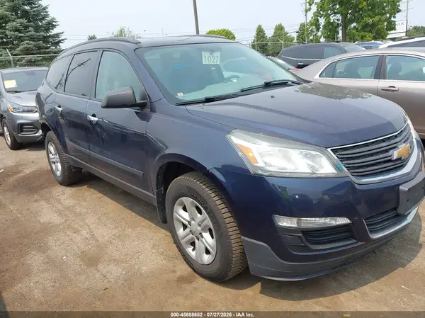1GNKRFED0HJ306514 2017 CHEVROLET TRAVERSE - Image 1