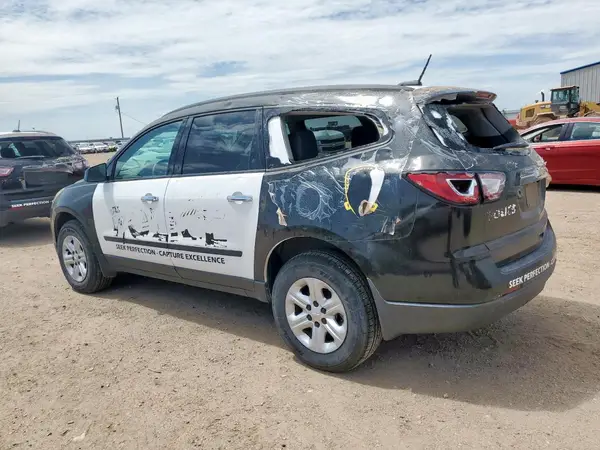 1GNKRFED0HJ317111 2017 CHEVROLET TRAVERSE - Image 2