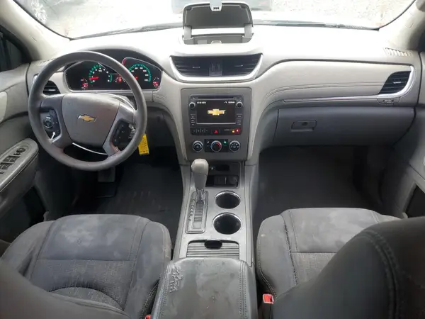1GNKRFED0HJ325015 2017 CHEVROLET TRAVERSE - Image 8