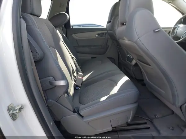 1GNKRFED0HJ348083 2017 CHEVROLET TRAVERSE - Image 8