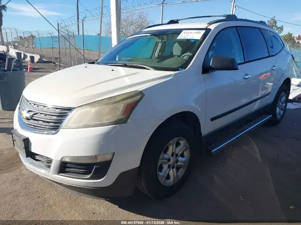 1GNKRFED1GJ142091 2016 CHEVROLET TRAVERSE - Image 2