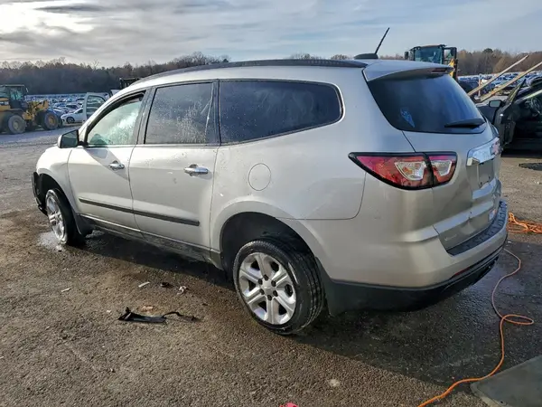 1GNKRFED1GJ244880 2016 CHEVROLET TRAVERSE - Image 2