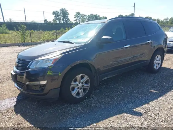 1GNKRFED1GJ288118 2016 CHEVROLET TRAVERSE - Image 2