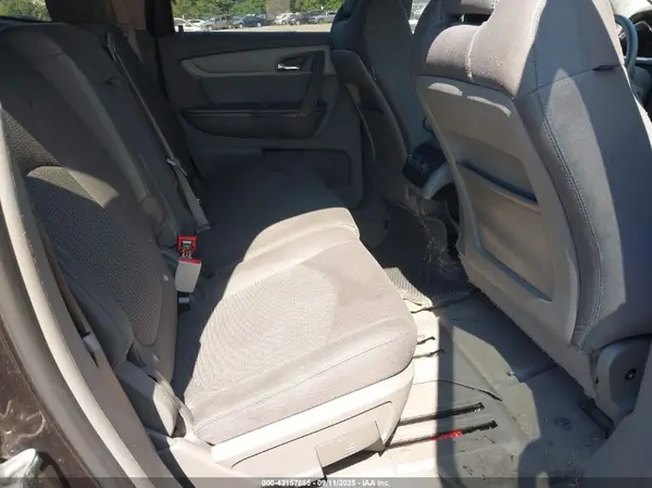 1GNKRFED1GJ288118 2016 CHEVROLET TRAVERSE - Image 8