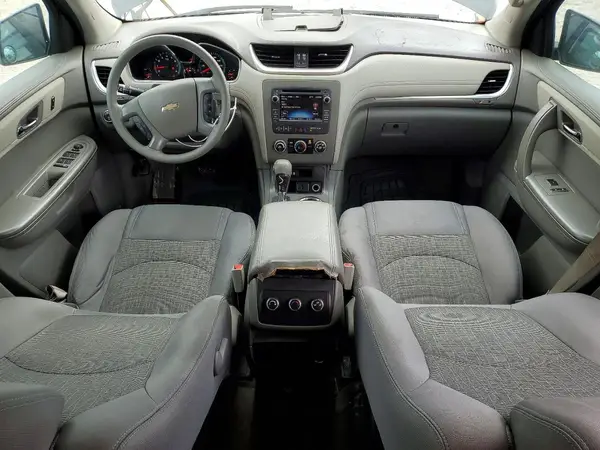 1GNKRFED1HJ139581 2017 CHEVROLET TRAVERSE - Image 8