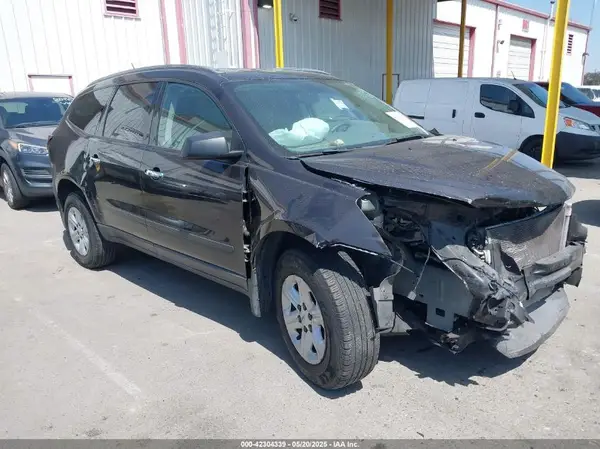 1GNKRFED1HJ154839 2017 CHEVROLET TRAVERSE - Image 1