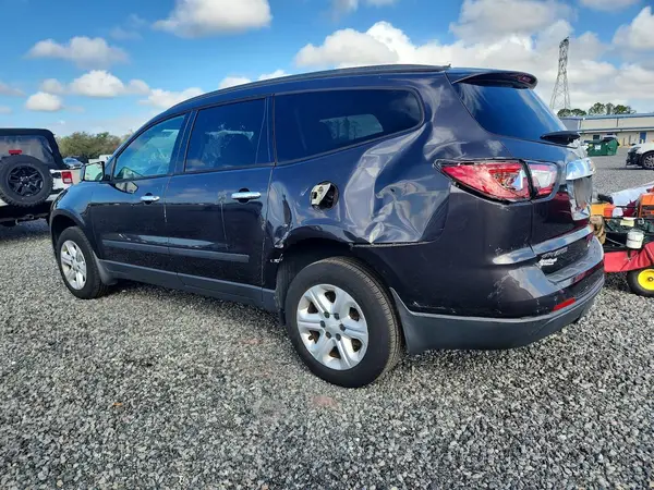 1GNKRFED1HJ202615 2017 CHEVROLET TRAVERSE - Image 2