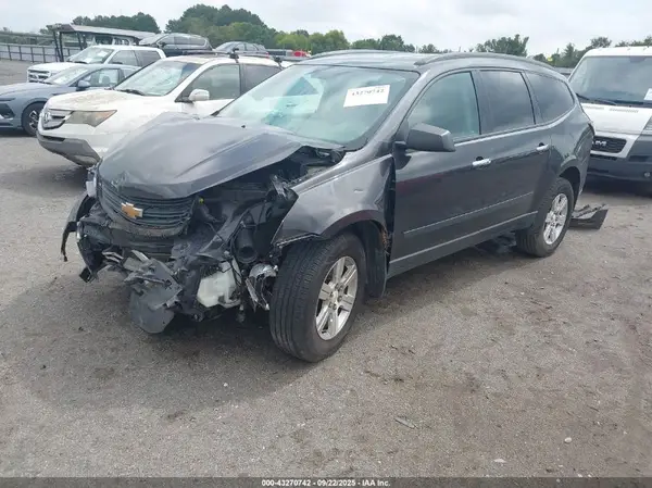 1GNKRFED1HJ205255 2017 CHEVROLET TRAVERSE - Image 2