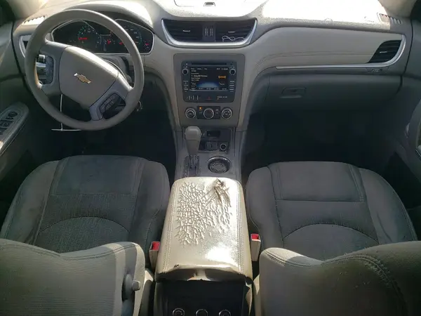 1GNKRFED1HJ289173 2017 CHEVROLET TRAVERSE - Image 8