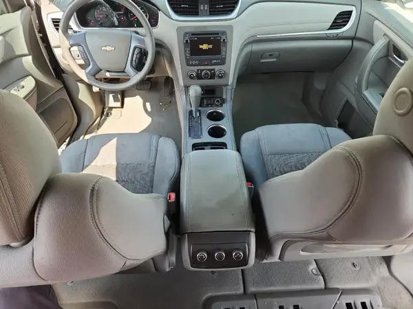 1GNKRFED1HJ291280 2017 CHEVROLET TRAVERSE - Image 8