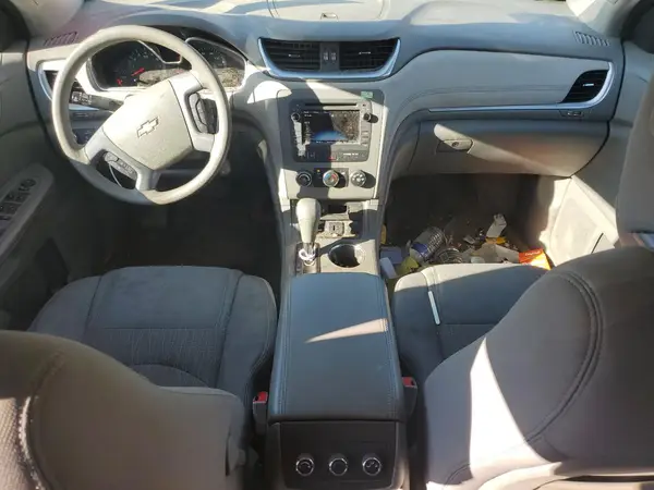 1GNKRFED1HJ305100 2017 CHEVROLET TRAVERSE - Image 8