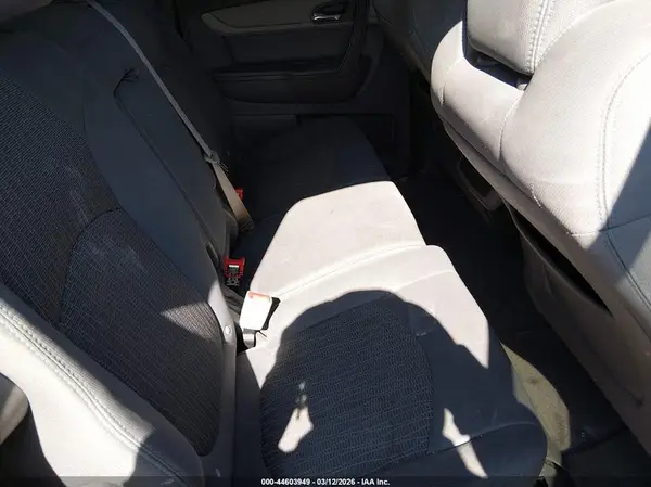 1GNKRFED1HJ338193 2017 CHEVROLET TRAVERSE - Image 8