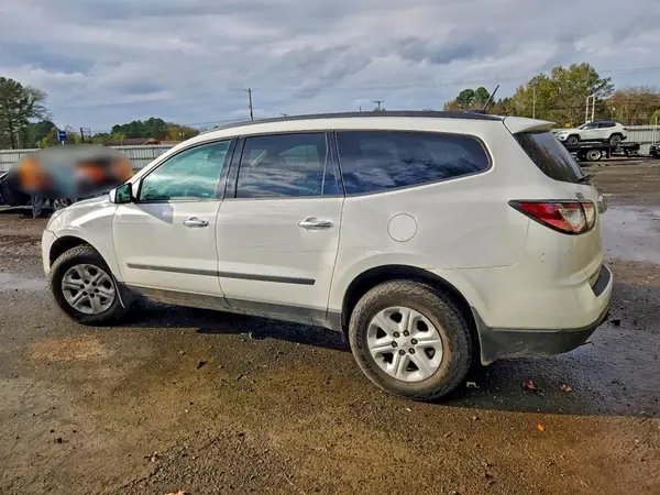 1GNKRFED1HJ341739 2017 CHEVROLET TRAVERSE - Image 2