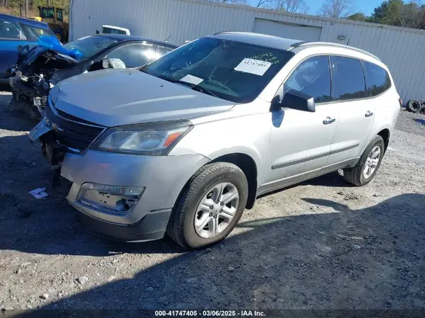 1GNKRFED2GJ239042 2016 CHEVROLET TRAVERSE - Image 2