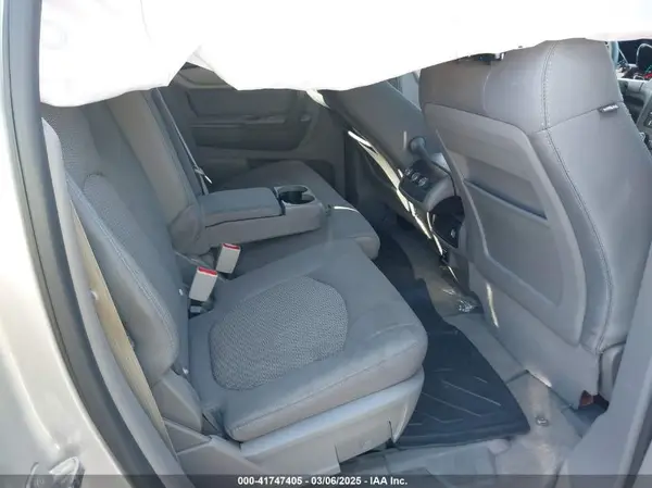 1GNKRFED2GJ239042 2016 CHEVROLET TRAVERSE - Image 8
