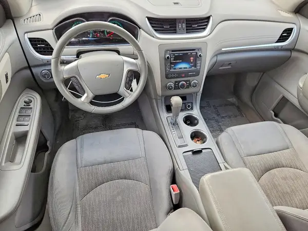 1GNKRFED2HJ185601 2017 CHEVROLET TRAVERSE - Image 8