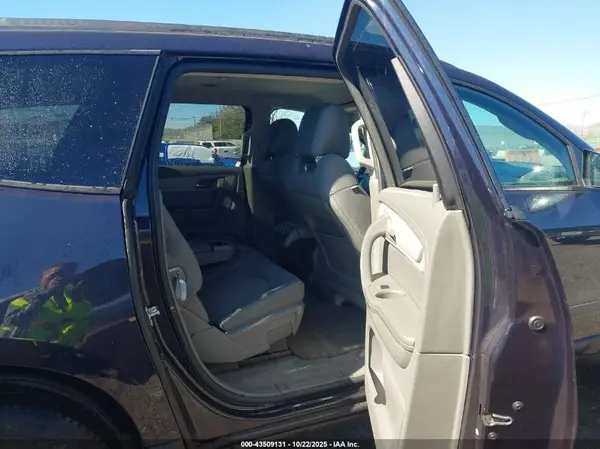 1GNKRFED2HJ203093 2017 CHEVROLET TRAVERSE - Image 8