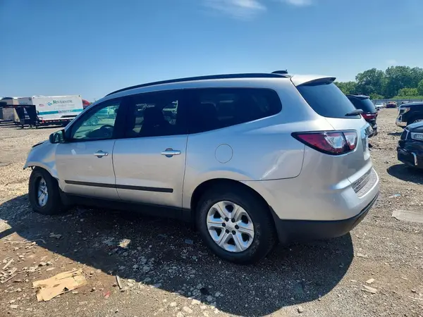 1GNKRFED2HJ291966 2017 CHEVROLET TRAVERSE - Image 2
