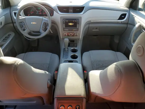 1GNKRFED2HJ342205 2017 CHEVROLET TRAVERSE - Image 8