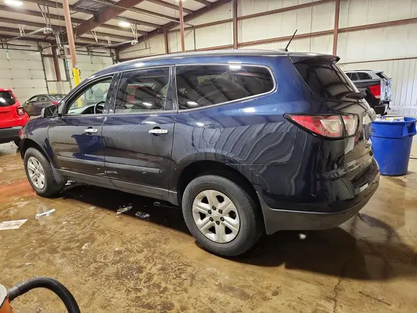 1GNKRFED3GJ104121 2016 CHEVROLET TRAVERSE - Image 2