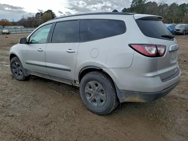 1GNKRFED3GJ275614 2016 CHEVROLET TRAVERSE - Image 2