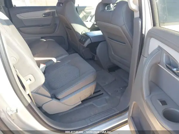 1GNKRFED3GJ321376 2016 CHEVROLET TRAVERSE - Image 8