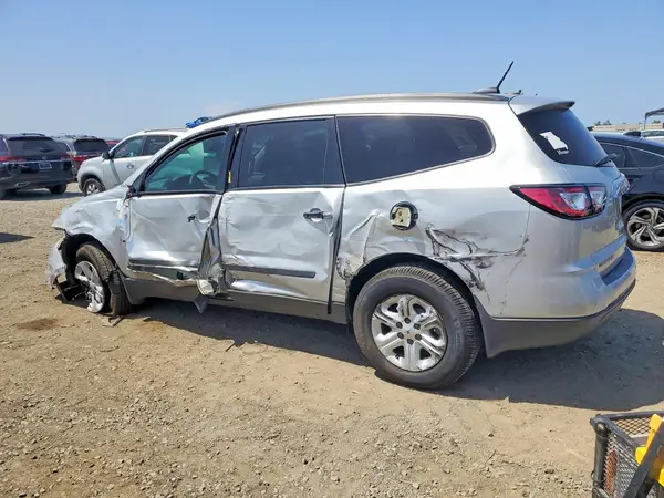 1GNKRFED3HJ170914 2017 CHEVROLET TRAVERSE - Image 2