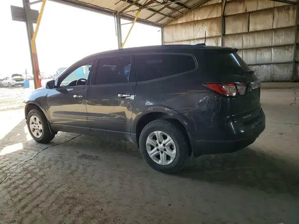 1GNKRFED3HJ211476 2017 CHEVROLET TRAVERSE - Image 2