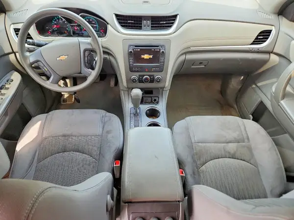 1GNKRFED3HJ312209 2017 CHEVROLET TRAVERSE - Image 8