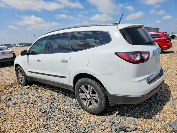 1GNKRFED3HJ347865 2017 CHEVROLET TRAVERSE - Image 2